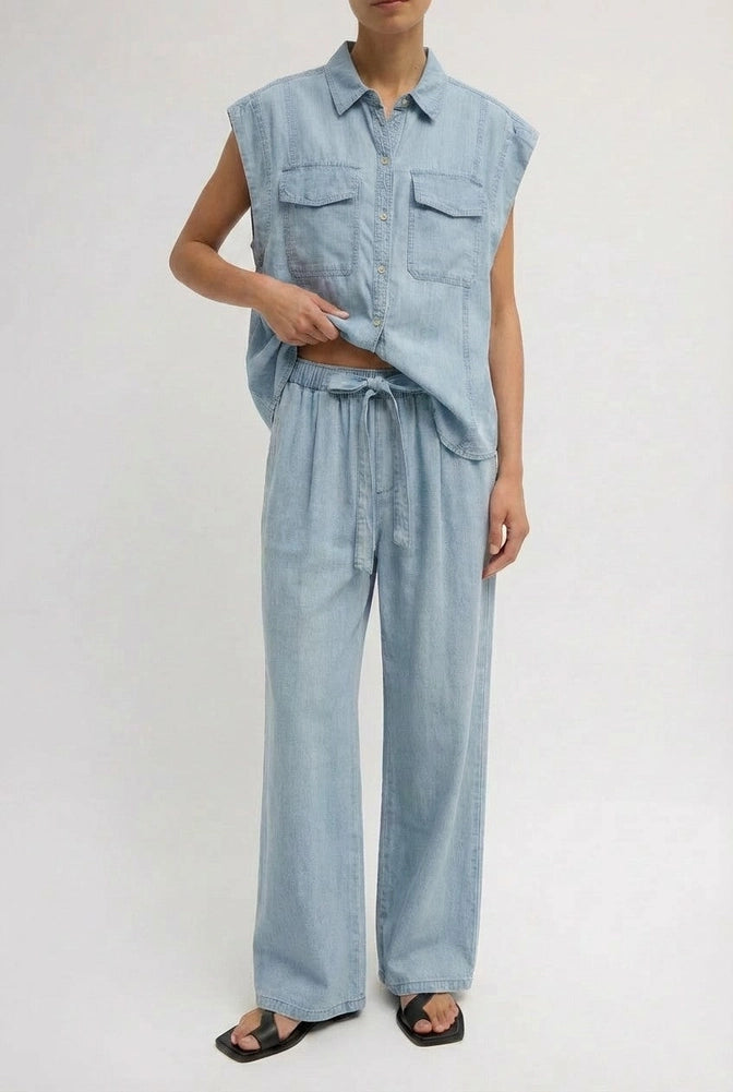 Sleeveless Denim Button-Front Shirt